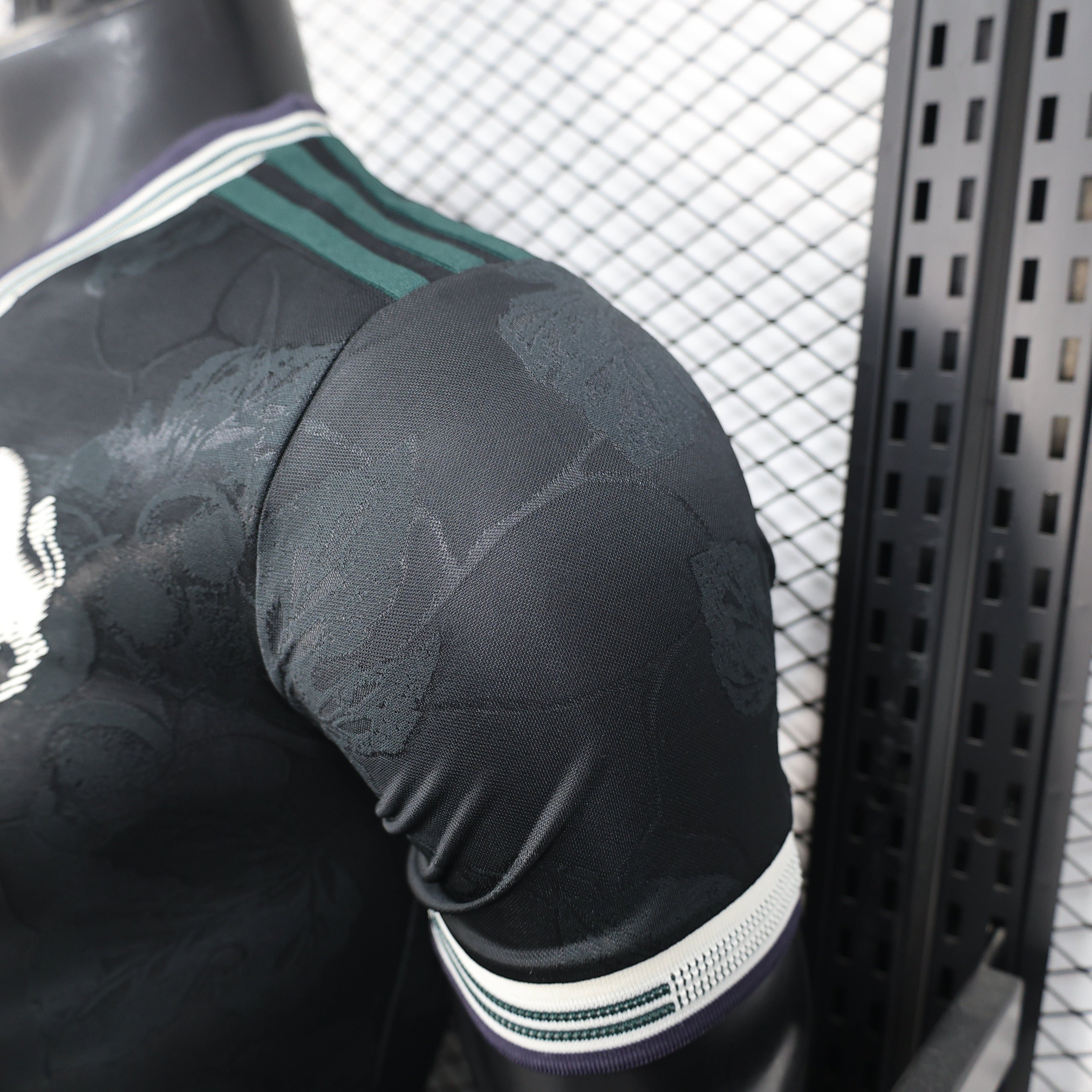 2025-26 Juventus Second Away Player Edition Jersey - Men