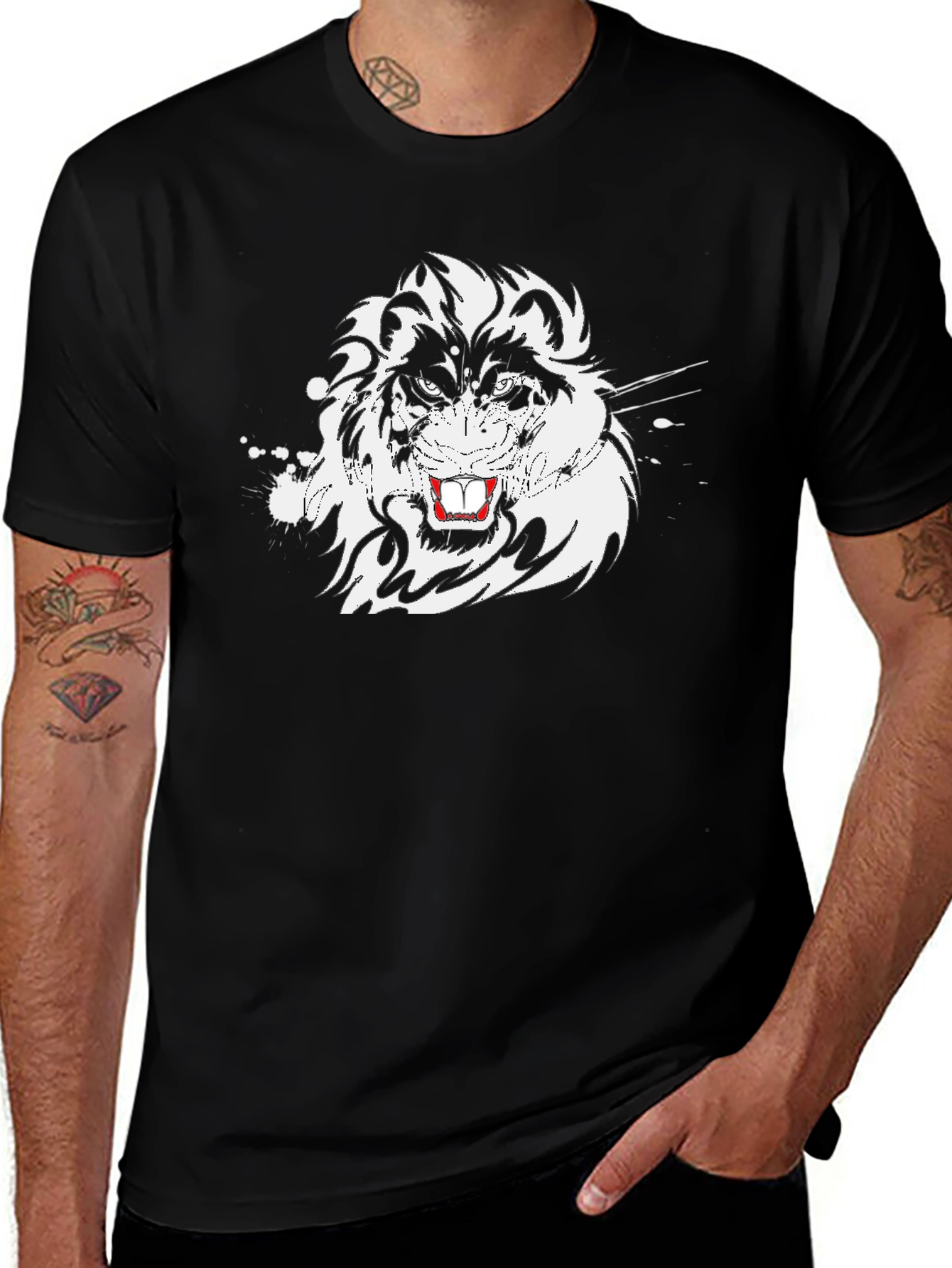 Bold Graphic Lion T-Shirt