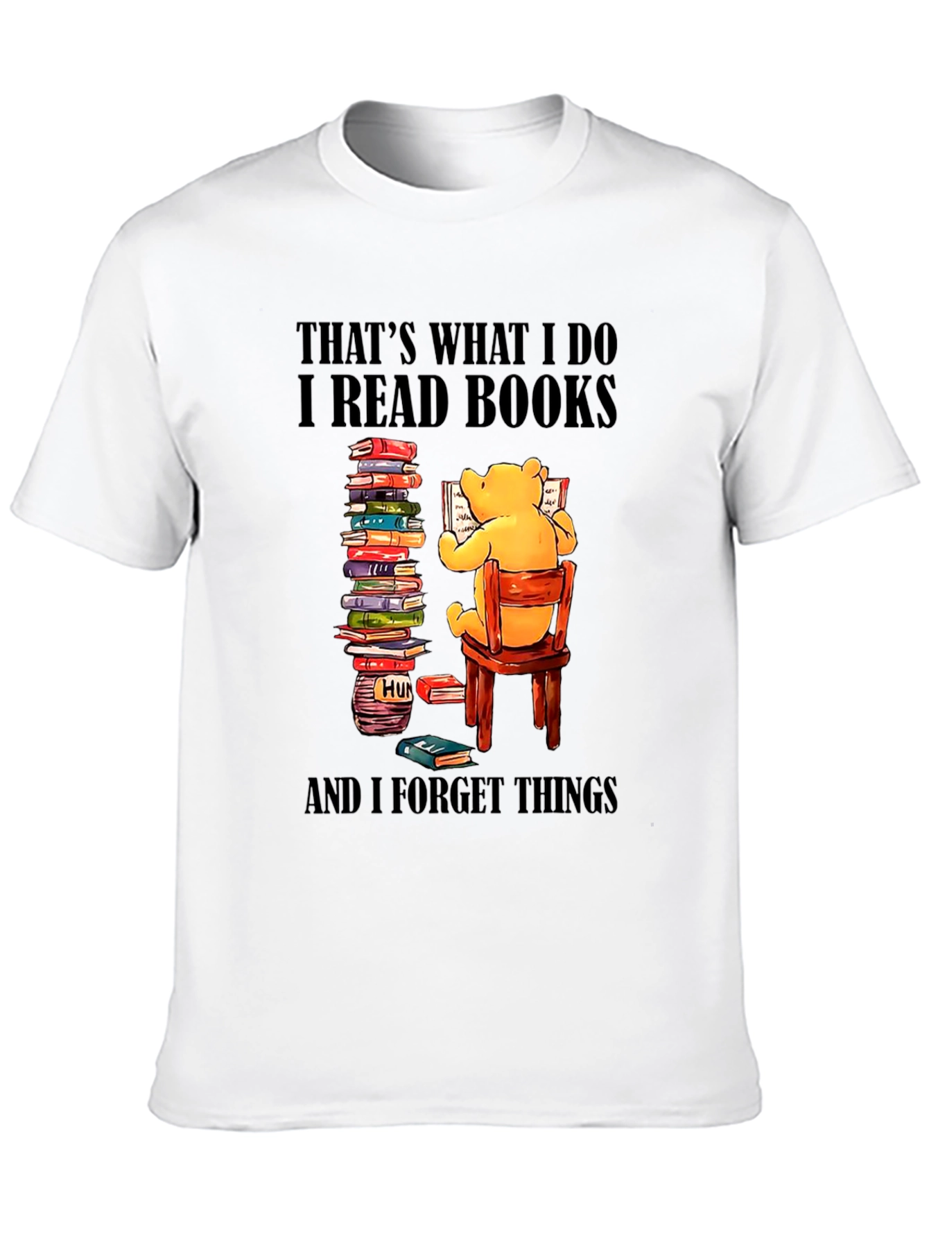Book Lover T-Shirt: Winnie the Pooh Reads