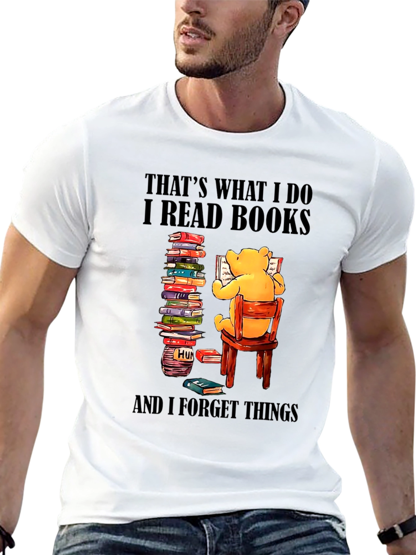 Book Lover T-Shirt: Winnie the Pooh Reads
