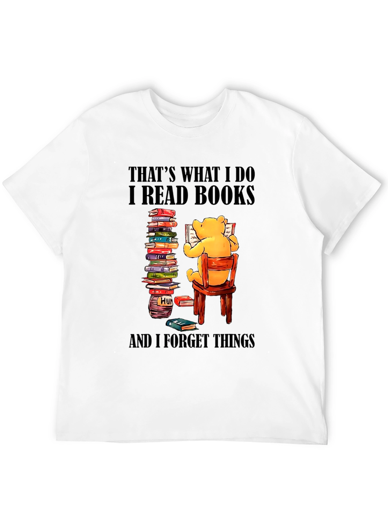Book Lover T-Shirt: Winnie the Pooh Reads