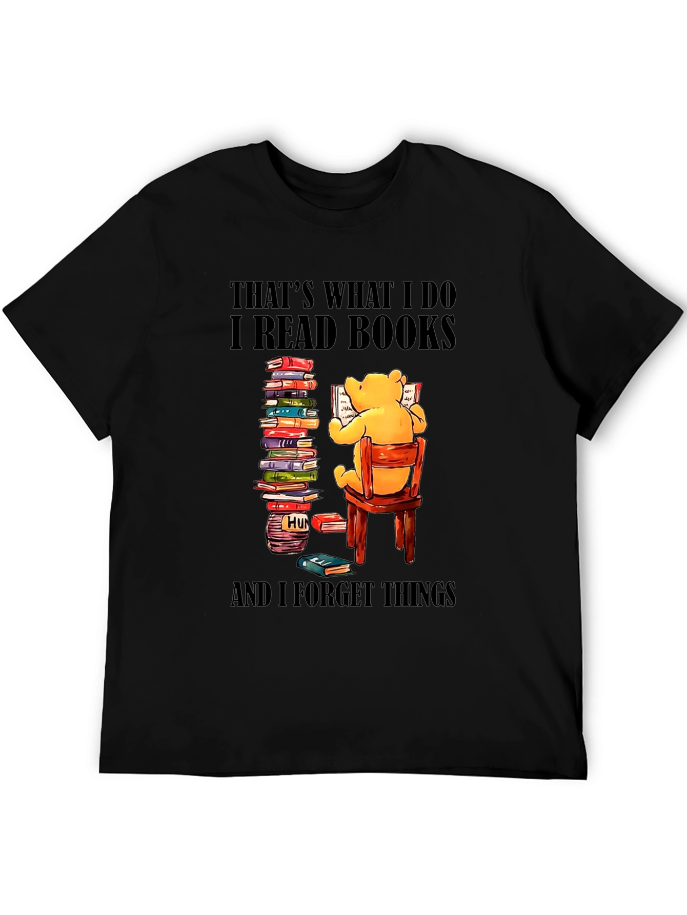 Book Lover T-Shirt: Winnie the Pooh Reads